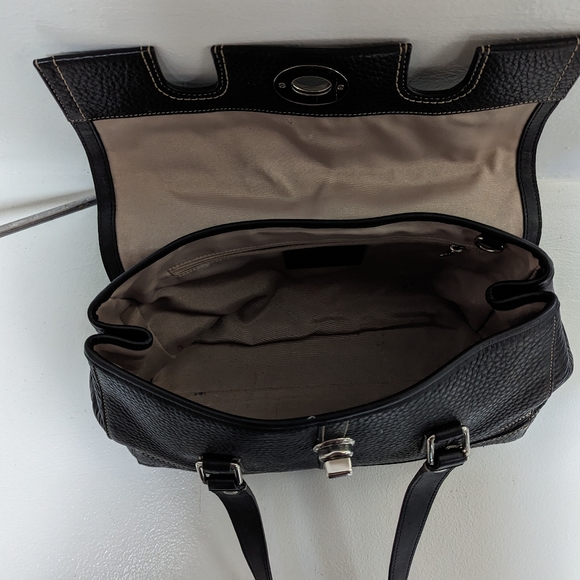 Coach Leather Purse - Picture 2 of 6